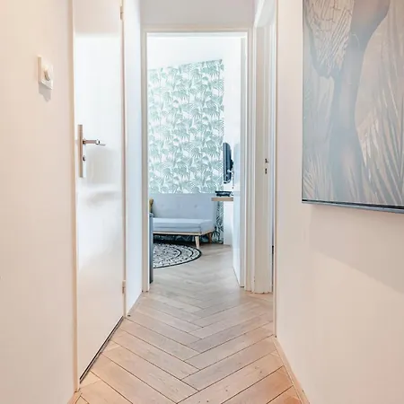 Апартаменты Studio Estelle's With Private Parking *